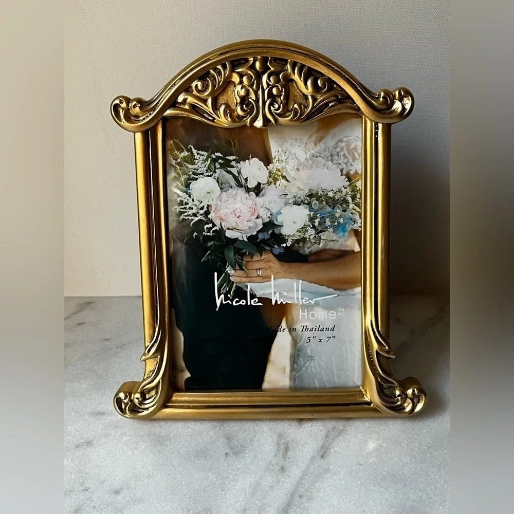 Nicole Miller Elegant Gold ornate Picture Frame for 5x7” photo